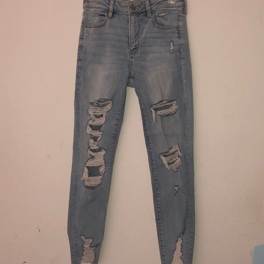 American eagle ripped jeans